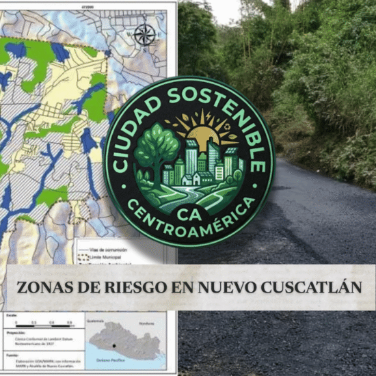 Gráfico de Ciudad Sostenible sobre las zonas de riesgo en Nuevo Cuscatlán, que contrasta el mapa oficial de zonificación ambiental del MARN con una carretera construida en una ladera boscosa.